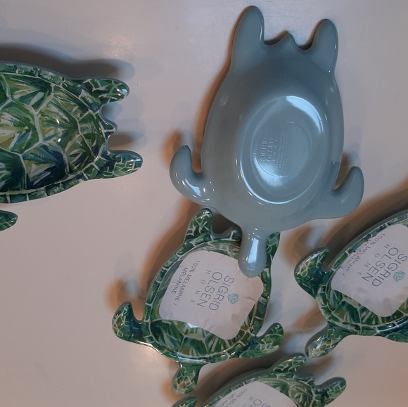 Sigrid Olsen Turtles Melamine Condiment Dishes (SET OF 4) - Picture 5 of 15